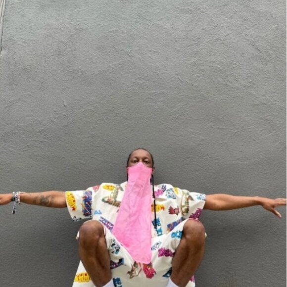 Michael J. Kim Suit - Picture 2 of 10